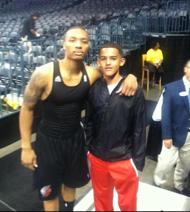 诺伊尔送礼+凯恩隐身！阿森纳3-1拜仁揭秘：欧冠5连胜靠的真是玄学？（诺伊尔失误送礼+凯恩迷失！阿森纳3-1拜仁背后：欧冠五连胜真靠玄学？）