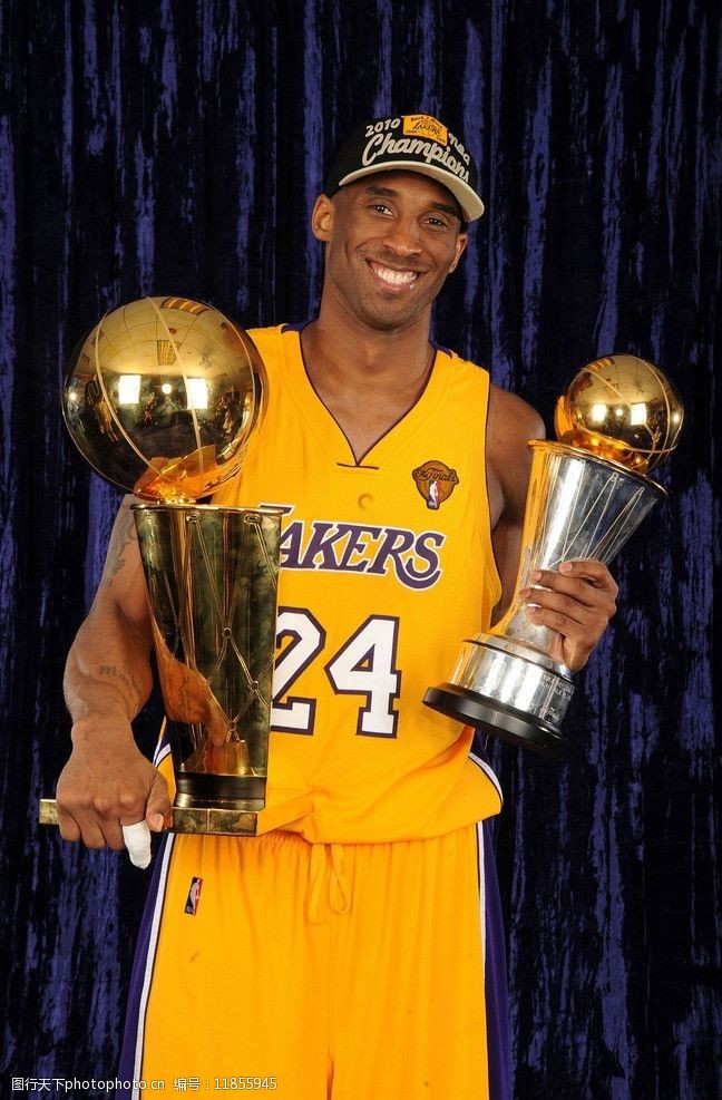 米体：卡利亚里门将卡普里莱受到了多家豪门俱乐部青睐（米兰体育报：多家豪门相中卡利亚里门将卡普里莱）