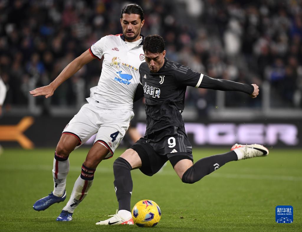 足球不相信眼泪（足球拒绝眼泪）