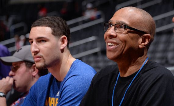 多纳鲁马身价上涨500万至4500万欧，领跑世界门将身价榜（多纳鲁马身价升至4500万欧，较前增长500万，位居全球门将身价榜首）